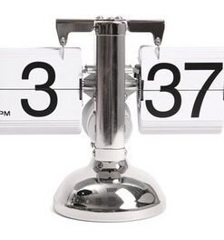 "AuraRetro" Flip Clock – Mehanički stoni sat sa kvarcnim mehanizmom