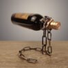 "GravityChain" Art – Levitirajući nosač za vino od željeznog lanca