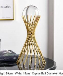 "LuminaLux" Crystal Sphere – Luksuzna dekorativna kristalna kugla na metalnom postolju