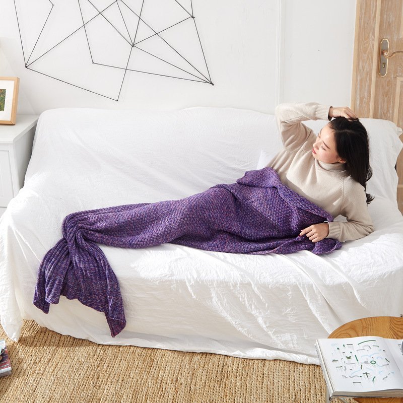 "MermaidDream" Cozy – Pletena deka u obliku repa sirene (Premium Akril)