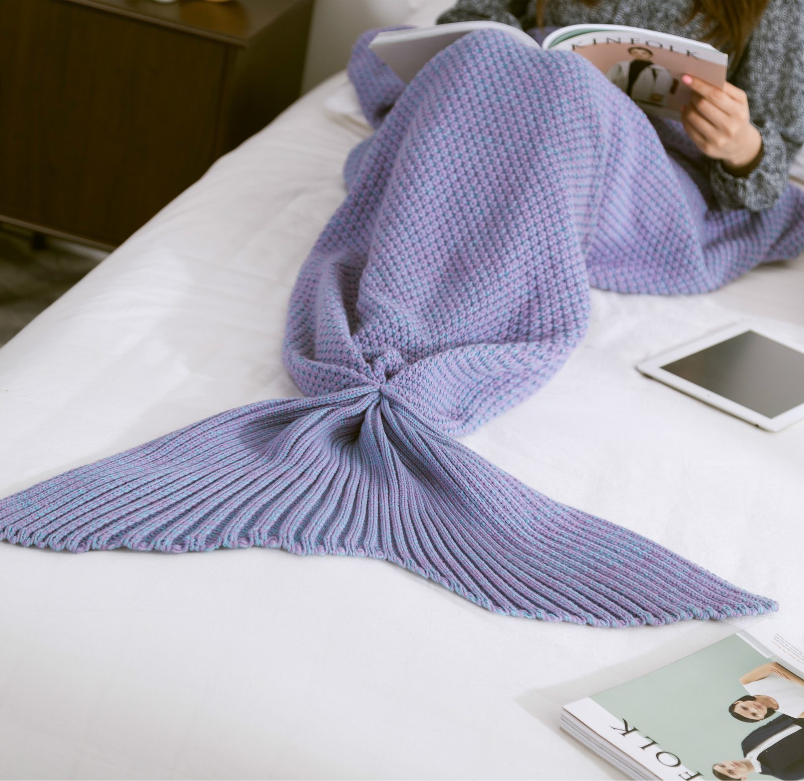 "MermaidDream" Cozy – Pletena deka u obliku repa sirene (Premium Akril)