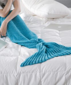 "MermaidDream" Cozy – Pletena deka u obliku repa sirene (Premium Akril)