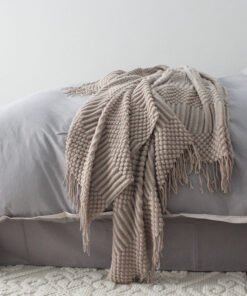 "SoftCloud" Comfort – Pleteno dekorativno ćebe sa resama (127x170 cm)