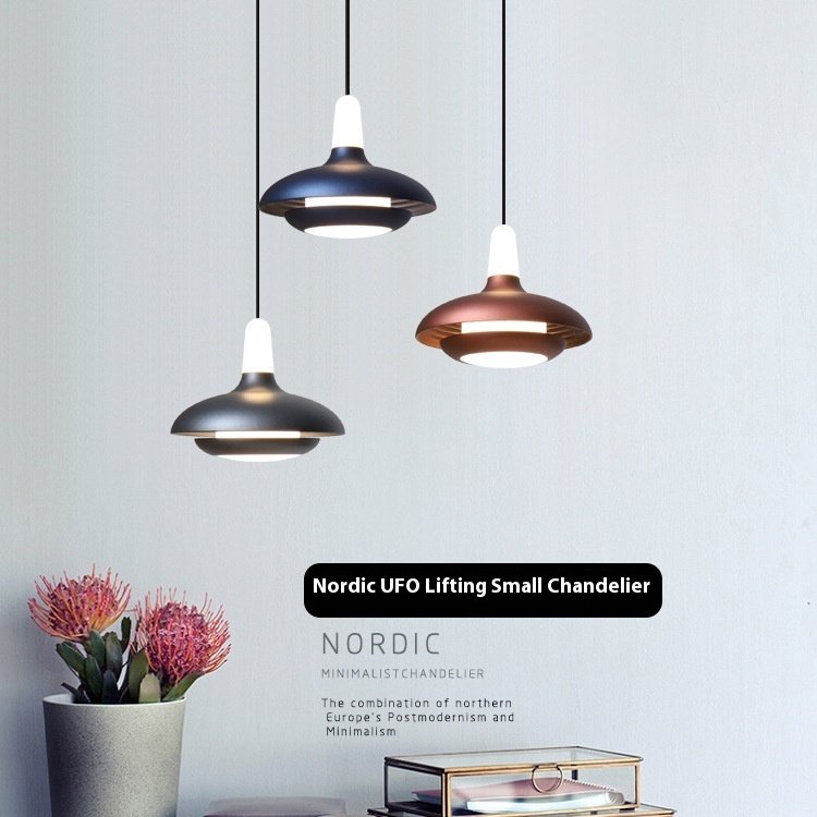 “Aero Dome Light” – Nordijska viseća svjetiljka sa modernom metalnom kupolom
