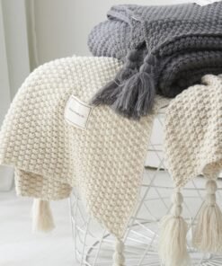 "Cozy Comfort" – Vunena pletena deka s resama