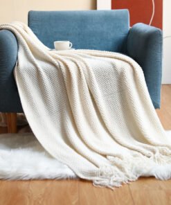 “EuroKnit Heritage” – Višenamjenska pletena deka s resicama