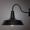 “Industrial Swan” – Retro zidna lampa od kovanog željeza