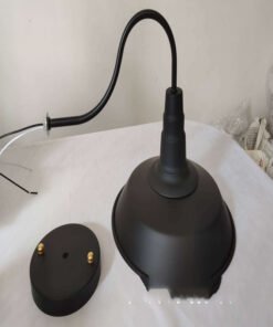 “Industrial Swan” – Retro zidna lampa od kovanog željeza