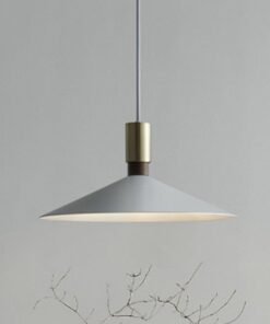 “Orbital Dome” – Moderna minimalistička visilica od metala