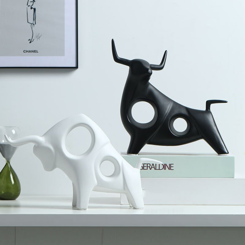 "PowerBull" Geometric – Moderna porculanska statua bika