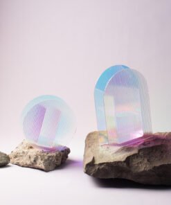 "Spectrum Glow" – Nordijska minimalistička akrilna vaza