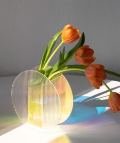"Spectrum Glow" – Nordijska minimalistička akrilna vaza