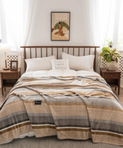 “Velvet Stripe” – Višenamjenska flanelska deka sa baršunastim efektom