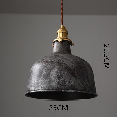 “Vintage Industrial” – Retro bakarna visilica sa sjenilom od kovanog željeza