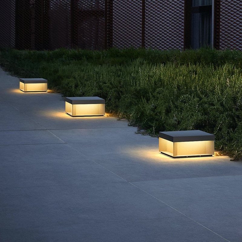 “Cube Garden Light” – Moderna LED vrtna zidna svjetiljka za vanjsku upotrebu