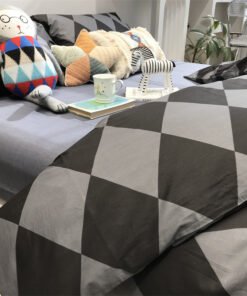 “Geometric Cotton Bedding Set” – Moderni 3/4-dijelni set posteljine sa geometrijskim uzorcima