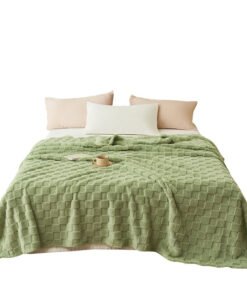 “Soft Check Blanket” – Mekana dekorativna deka sa reljefnom teksturom