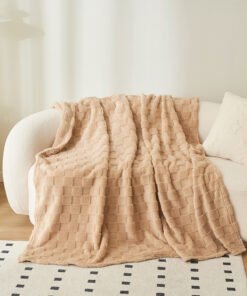 “Soft Check Blanket” – Mekana dekorativna deka sa reljefnom teksturom