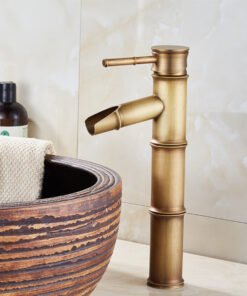 "AntiqueBamboo" – Retro bakrena slavina (Waterfall efekat)