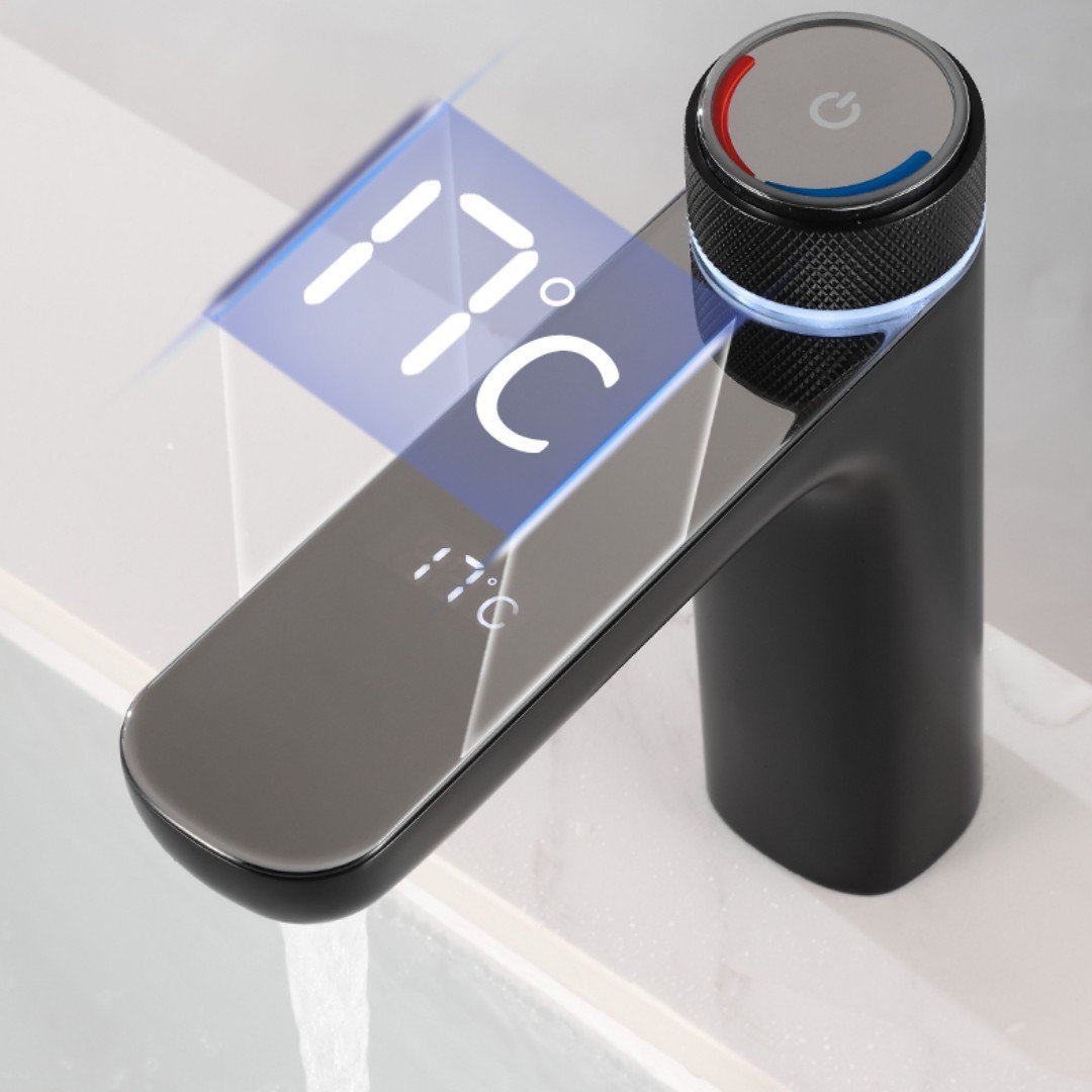 "DigiFlow Smart" – Inteligentna LED slavina (Crna / Krom)