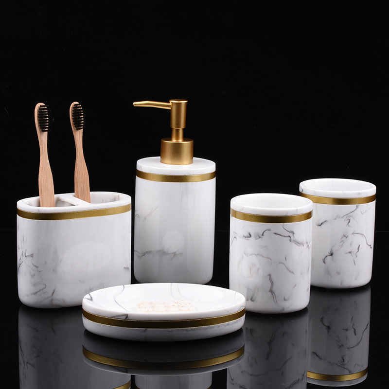 "Marble Elegance" - 5-dijelni set kupaonskih dodataka od smole